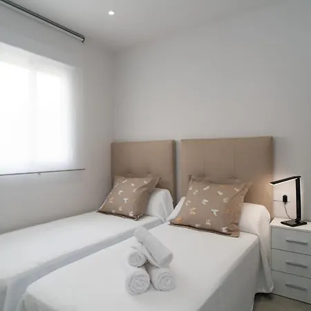 Appartement Aac - Con Terraza, Muy Amplio, Totalmente Equipado, Cerca Del Centro Y Nuevo! Málaga