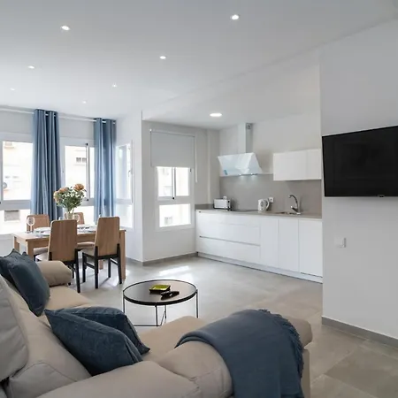 Appartement Aac - Con Terraza, Muy Amplio, Totalmente Equipado, Cerca Del Centro Y Nuevo! *