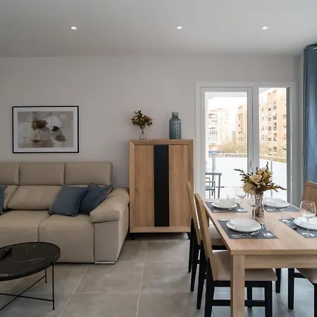 Appartement Aac - Con Terraza, Muy Amplio, Totalmente Equipado, Cerca Del Centro Y Nuevo!