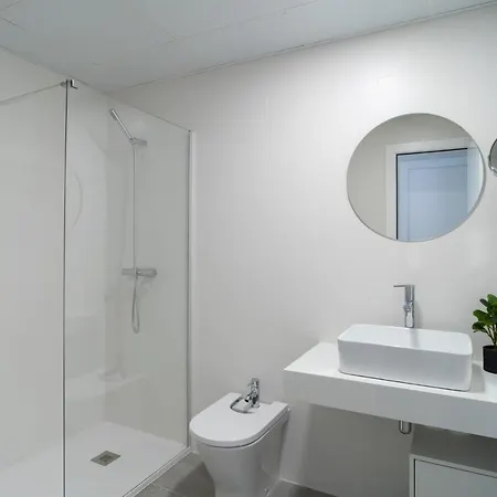 Aac - Con Terraza, Muy Amplio, Totalmente Equipado, Cerca Del Centro Y Nuevo! Appartement