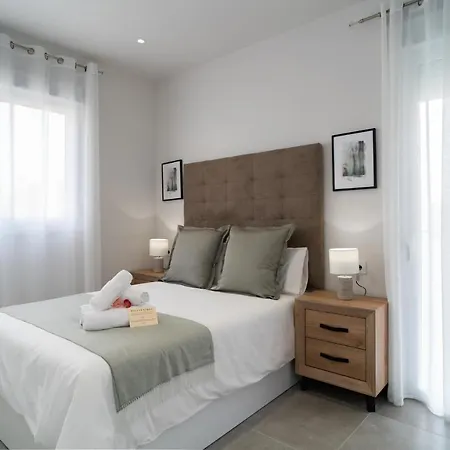 Appartement Aac - Con Terraza, Muy Amplio, Totalmente Equipado, Cerca Del Centro Y Nuevo! Málaga