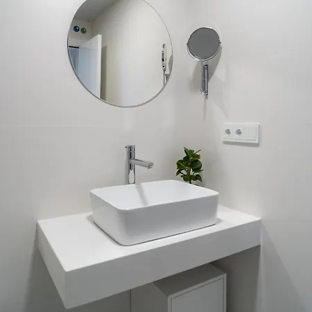Aac - Con Terraza, Muy Amplio, Totalmente Equipado, Cerca Del Centro Y Nuevo! Appartement Málaga