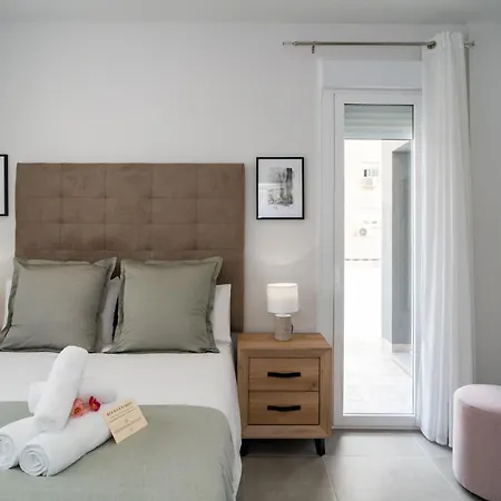 Aac - Con Terraza, Muy Amplio, Totalmente Equipado, Cerca Del Centro Y Nuevo! * Málaga