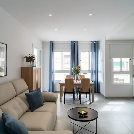 Appartement Aac - Con Terraza, Muy Amplio, Totalmente Equipado, Cerca Del Centro Y Nuevo!